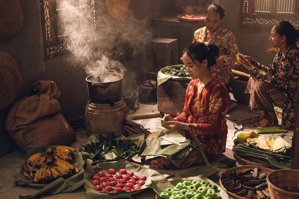 Nhân viên pha chế tại quán